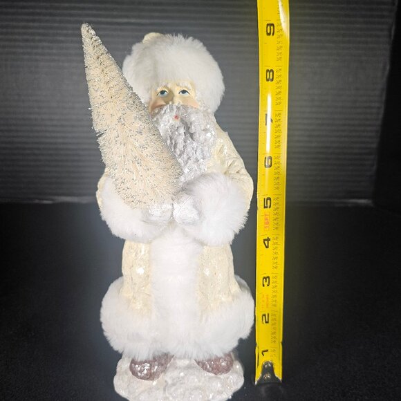 Vintage Ivory Resin Glitter Coat And White Fur Trim Santa Holding An Ivory Tree - Picture 9 of 10